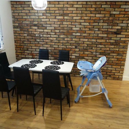 Black&White Apartment- Wierzbowa 5 Πόζναν Εξωτερικό φωτογραφία