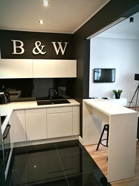Black&White Apartment- Wierzbowa 5 Πόζναν Εξωτερικό φωτογραφία