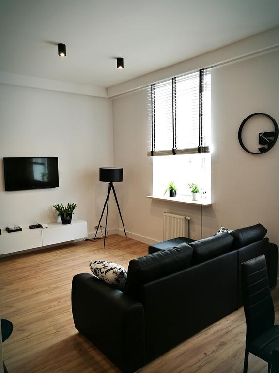 Black&White Apartment- Wierzbowa 5 Πόζναν Εξωτερικό φωτογραφία
